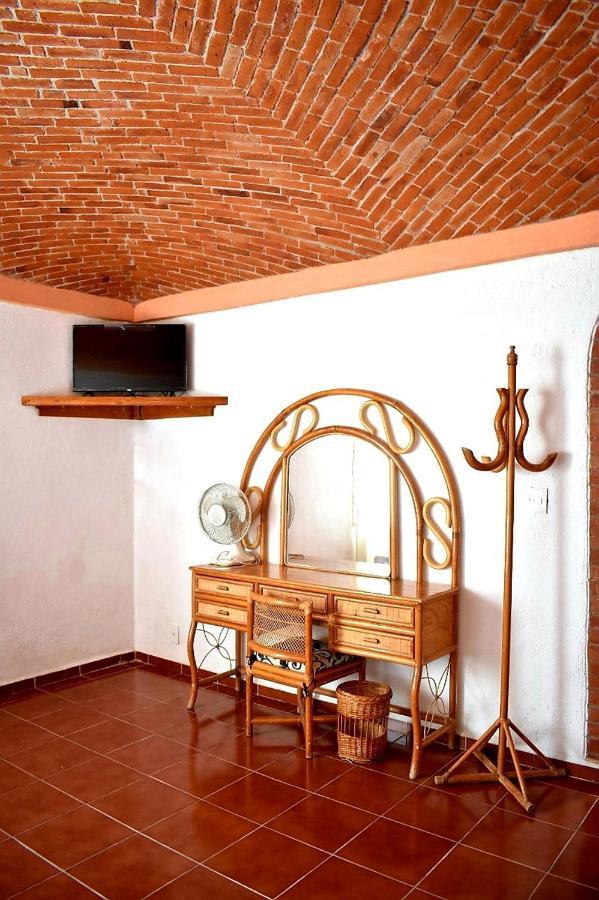 Hotel La Herradura Tecozautla Extérieur photo
