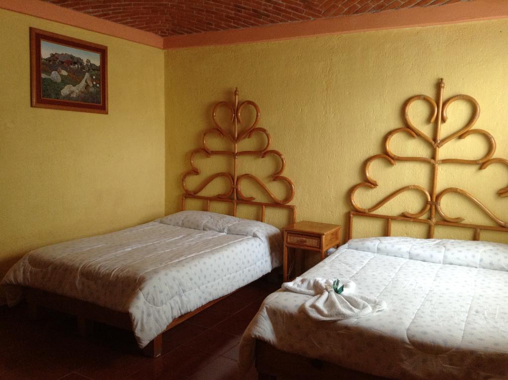 Hotel La Herradura Tecozautla Extérieur photo