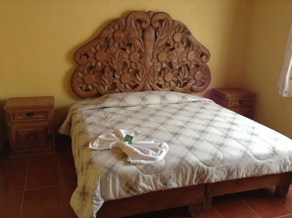 Hotel La Herradura Tecozautla Chambre photo