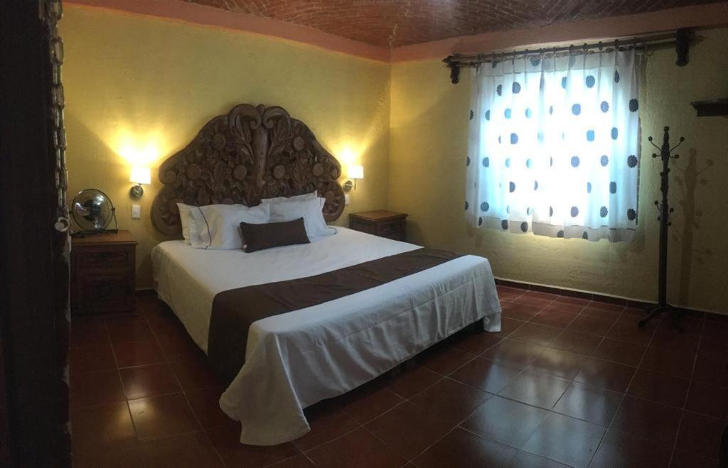 Hotel La Herradura Tecozautla Extérieur photo